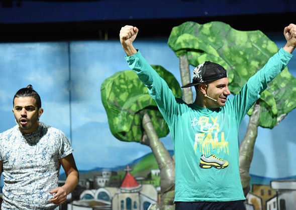 مسرح السراج مسرحيات وفعاليات لجميع الاجيال