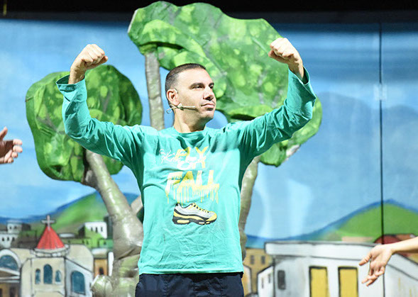 مسرح السراج مسرحيات وفعاليات لجميع الاجيال