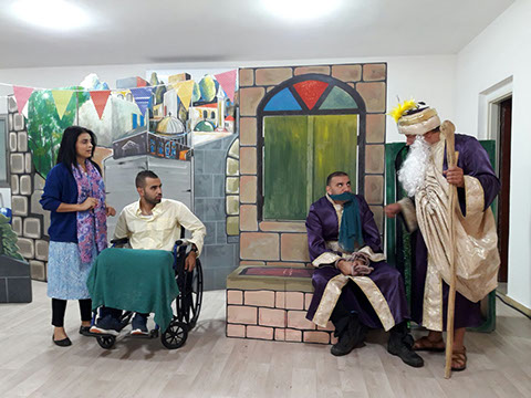 مسرح السراج مسرحيات وفعاليات لجميع الاجيال مسرح السراج مسرحيات وفعاليات لجميع الاجيال